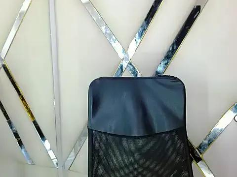 Slutty AuroraRoss wants you to fuck zir body now AuroraRoss from StripChat