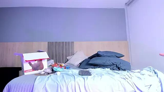 Bahianamoon_ on StripChat 
