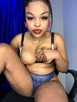 Bigbooob4 on StripChat 
