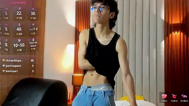 billie_jr on StripChat 