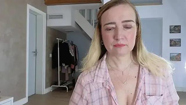 Freechat Blue_Angel_Sweet on StripChat