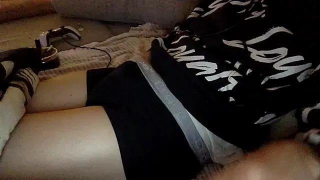 Join Breezydicksn, he wants to masturbate for you Breezydicksn from StripChat