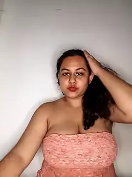 bumblebeegirl on StripChat 