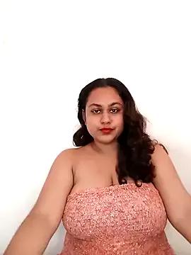 bumblebeegirl on StripChat 