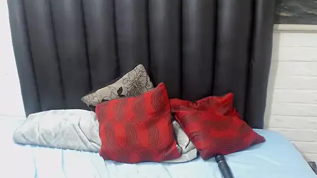 CandyBoobsx92 on StripChat 