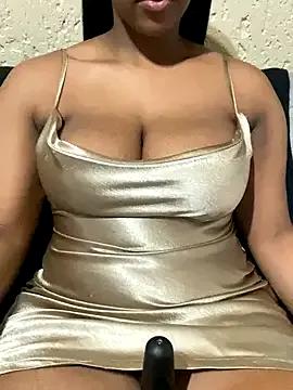 Freechat CaramelGoddess1 on StripChat
