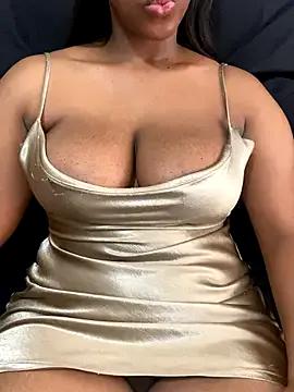 Freechat CaramelGoddess1 on StripChat