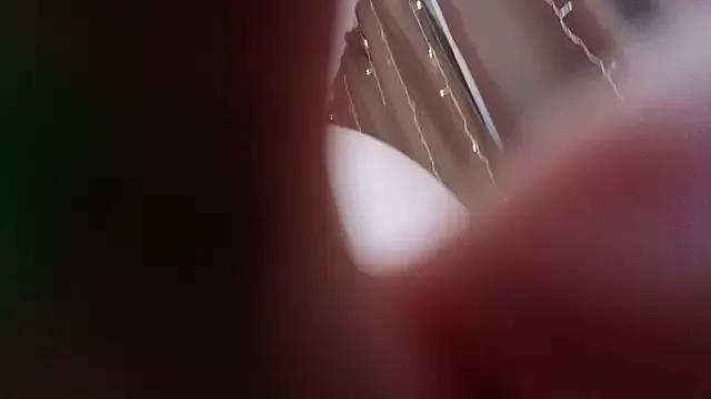 charming_peach on StripChat 