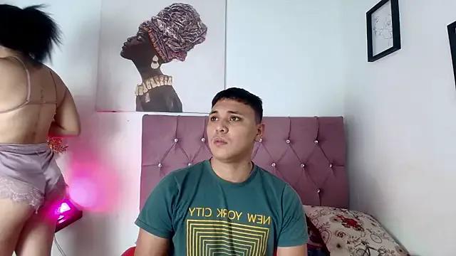 Freechat couple_lovelyds on StripChat