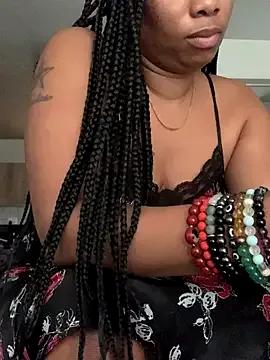 Freechat CurvyDesire1 on StripChat