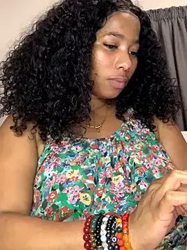 Freechat CurvyDesire1 on StripChat