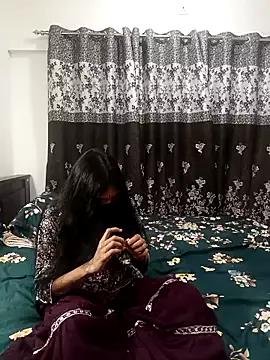 Cute-Bhavya on StripChat 