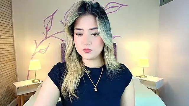 DahliaMoore on StripChat 