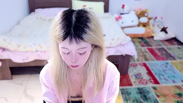 dali83 from StripChat