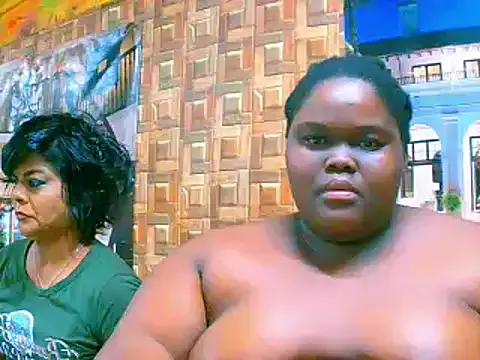 EbonyHotBuns on StripChat 
