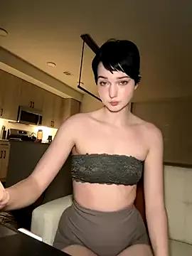 Ella-Blue on StripChat 