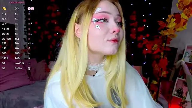 Admire StripChat's ElswythCovil ElswythCovil from StripChat