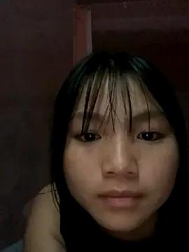 Freechat Emlyly-18 on StripChat