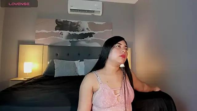 Emma_so_Love on StripChat 