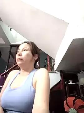 famryta on StripChat 