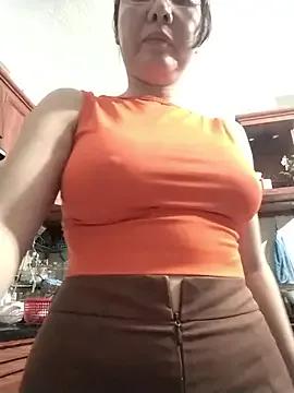 famryta on StripChat 
