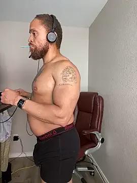 Freechat Fathero1time on StripChat