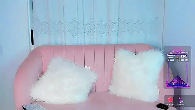 Flora_Minx on StripChat 