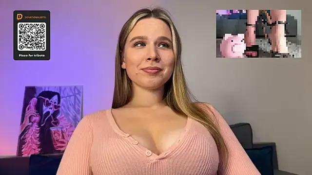 Admire StripChat's GoddessRoss GoddessRoss from StripChat