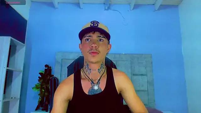 HannibalLester on StripChat 