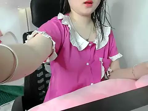 hilyti12 from StripChat