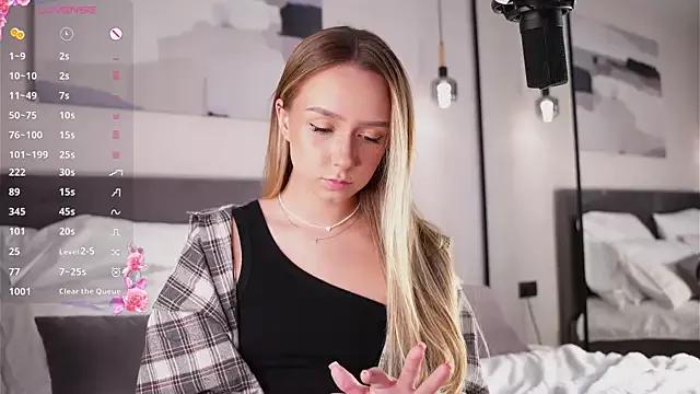 HollisBeckett on StripChat 