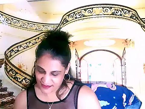 Freechat IndianSexcSmyle on StripChat