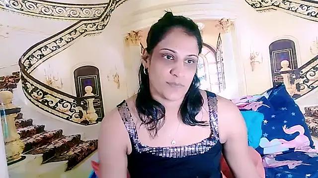 Freechat IndianSexcSmyle on StripChat
