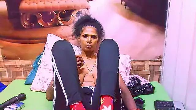 IndianVanya4u2u on StripChat 