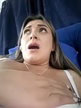 Isabellaa_Garcia_ on StripChat 