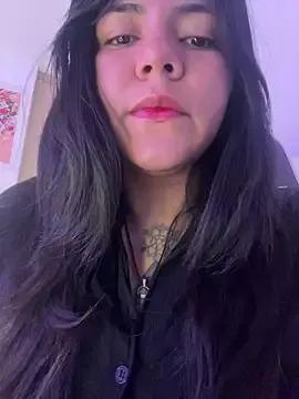 Watch amazing camslut JulianaCastillo JulianaCastillo from StripChat