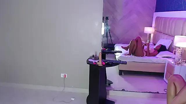 Freechat JulitPink on StripChat