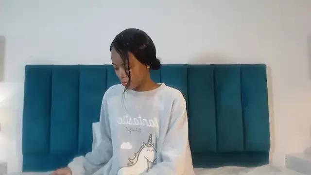 KinkyCutie1 on StripChat 