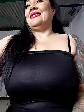 kittyhotass1 on StripChat 