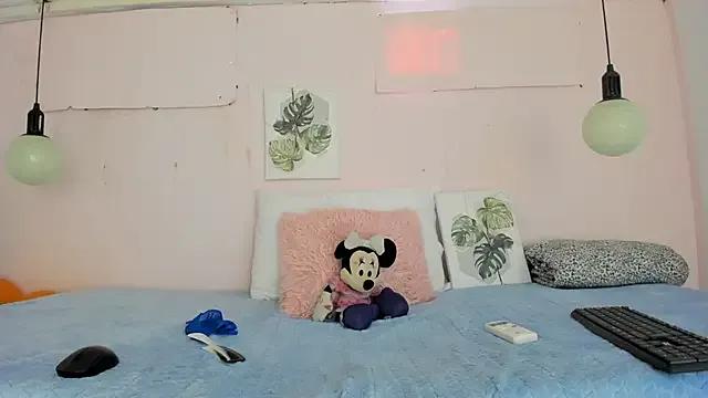 Explore Lady_rossee, she wants to masturbate for you Lady_rossee from StripChat