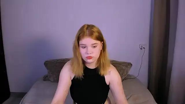 LaseyMoon on StripChat 
