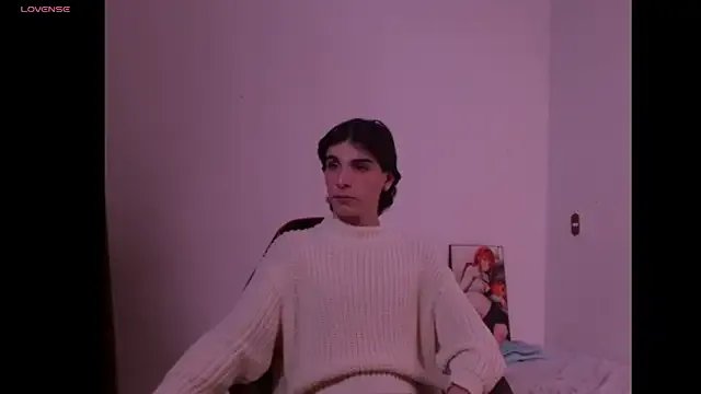 lilithot23 from StripChat