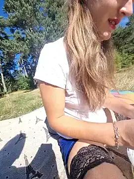 Freechat LoLa-69-X on StripChat