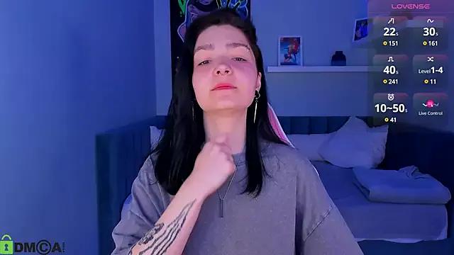 Luna-Moon on StripChat 