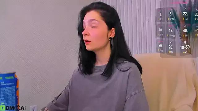 Luna-Moon on StripChat 