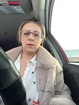 Lusi_Luxary on StripChat 