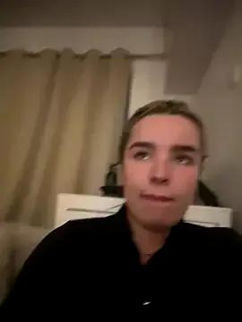 Masturbate to amazing camwhore Maisiesmithx maisiesmithx from StripChat