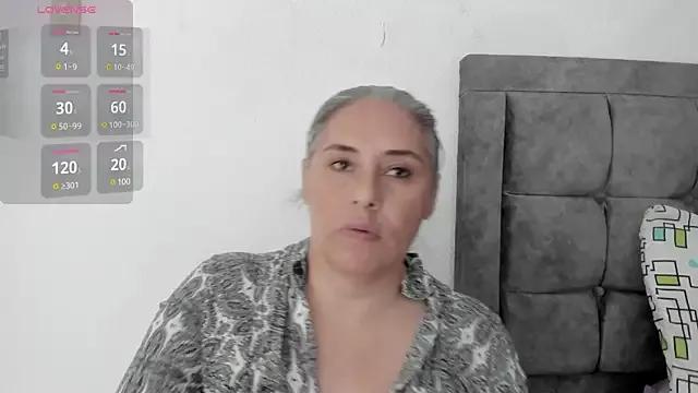 mature_gold on StripChat 