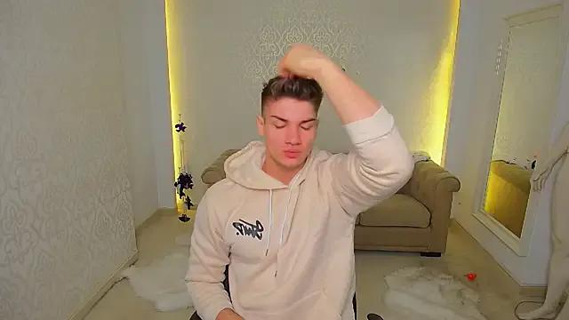 Discover MaxKaiden, he wants to masturbate for you MaxKaiden from StripChat