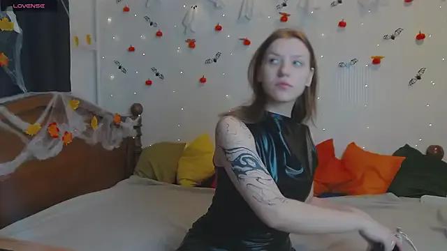 MeganNewCat from StripChat